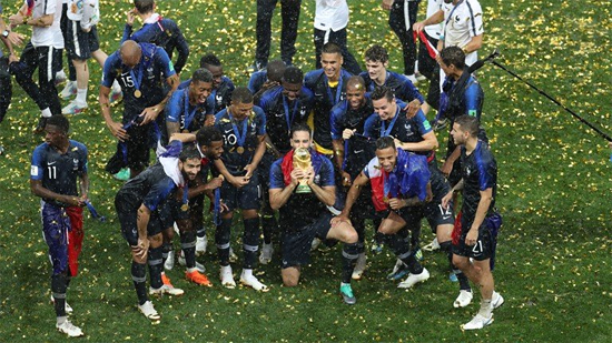 Đội tuyển Pháp đã giành cúp vô địch mùa giải Word Cup 2018 sau khi đánh bại tuyển Croatia với tỉ số 4-2 trong trận chung kết chất lượng cao được tổ chức tại nước Nga.